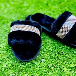 Cuddle furry jeweled black  slippers